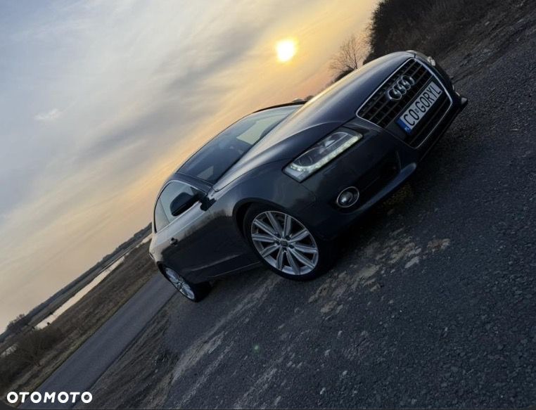 Audi A5 Coupé - 1