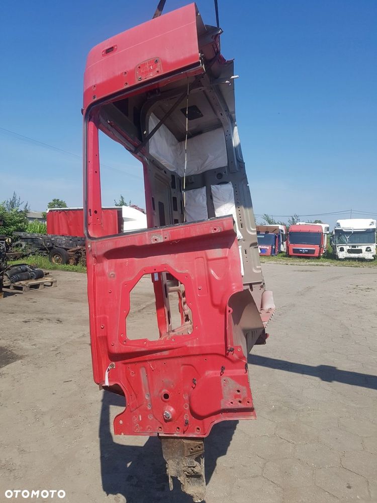 KABINA BOK SŁUPEK ĆWIARTKA KABINY PRAWA DAF XF 106 EURO 6 - 3
