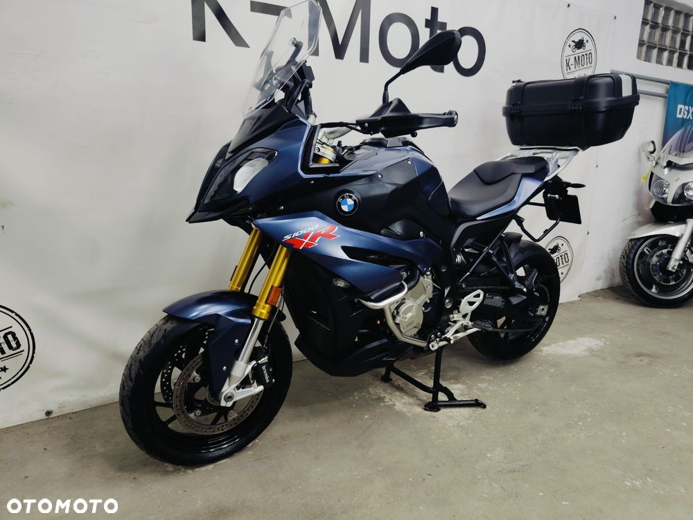 BMW S - 22