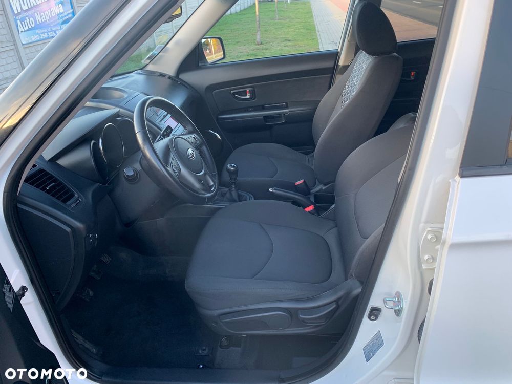 Kia Soul 1.6 CRDI Dream-Team Edition - 14