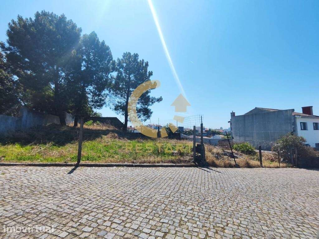Terreno em Pedrouços - Maia com 450 m2 - Grande imagem: 2/19
