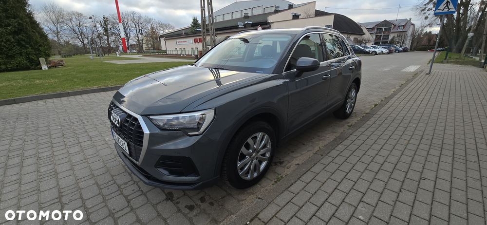 Audi Q3 2.0 TDI S tronic design - 2