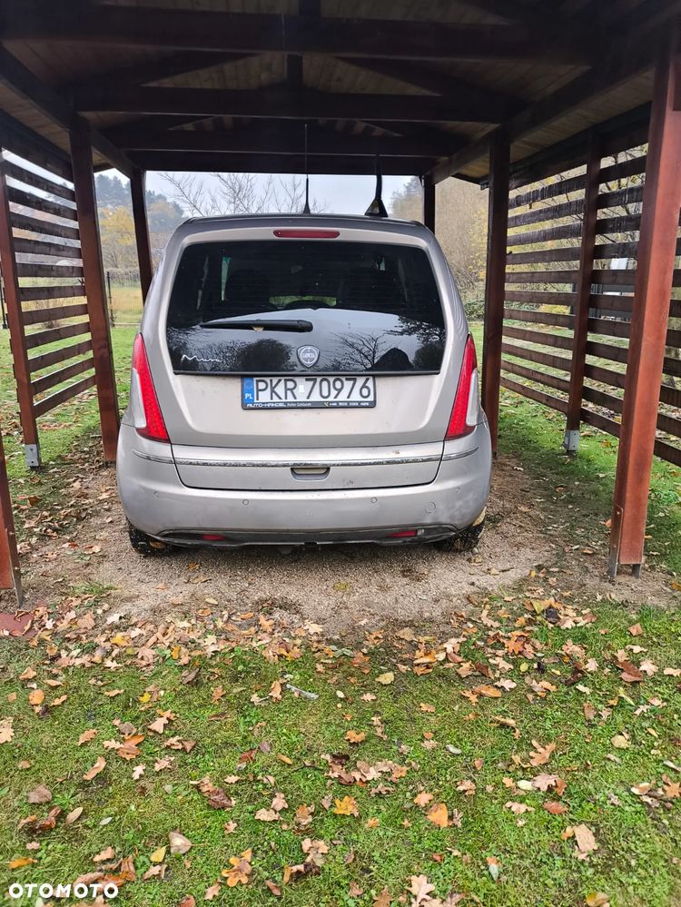 Lancia Musa 1.4 16v Platino - 9