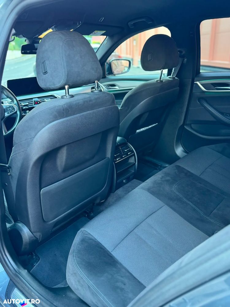 BMW Seria 5 520d xDrive Aut. M Sport Edition - 7