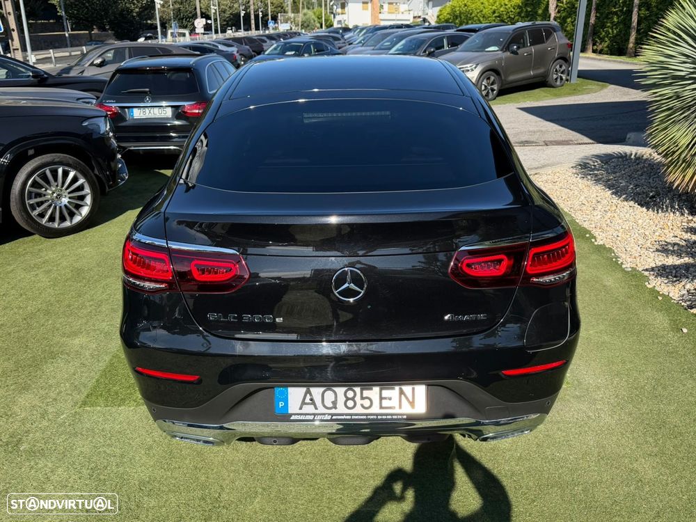 Mercedes-Benz GLC 300 e Coupé 4Matic - 12