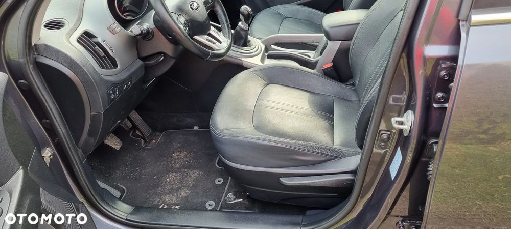 Kia Sportage 1.7 CRDI 2WD ISG Dream-Team Edition - 10