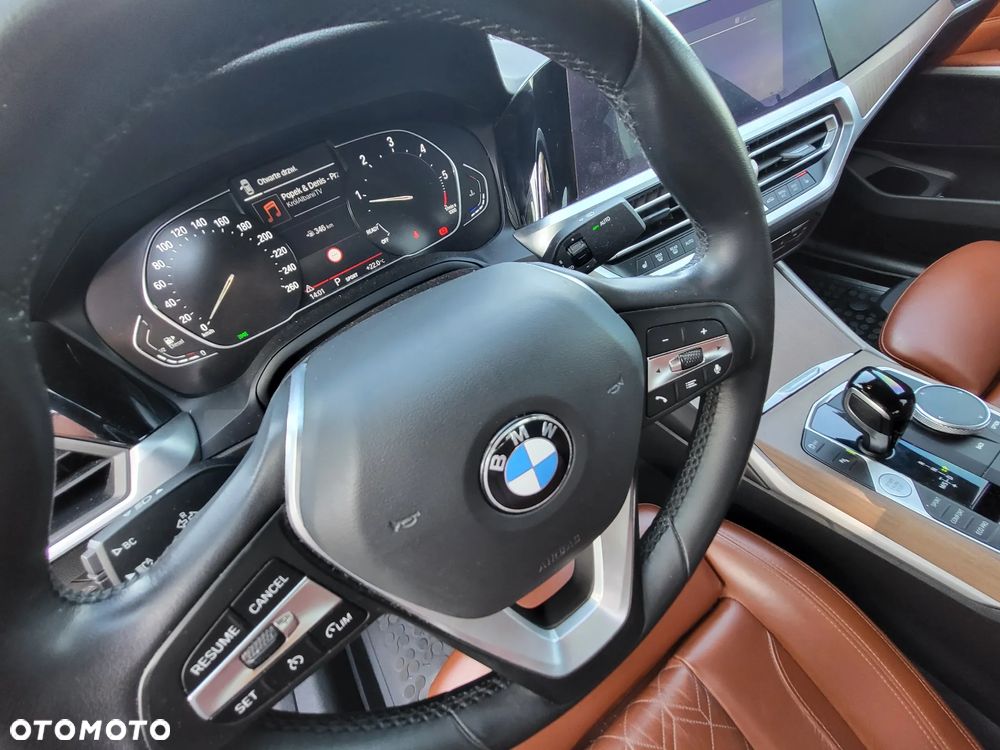 BMW Seria 3 318d Sport Line - 27