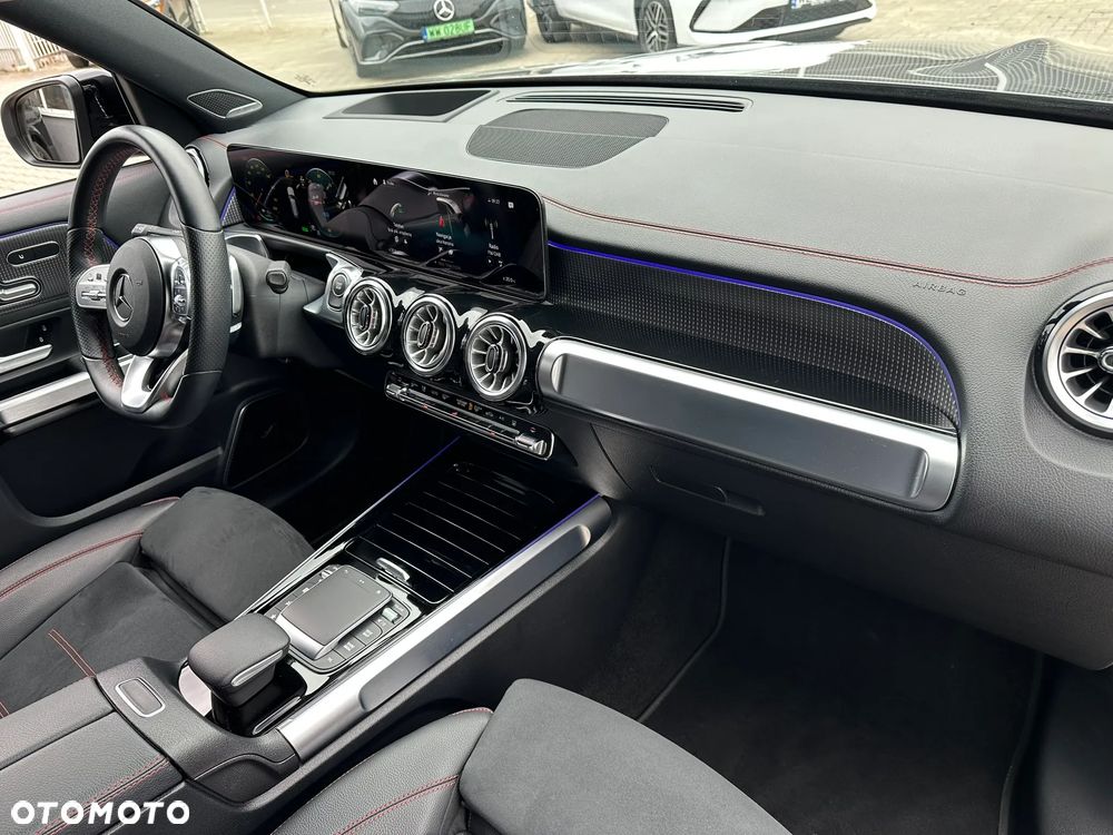 Mercedes-Benz EQB 250 66.5kWh AMG - 14