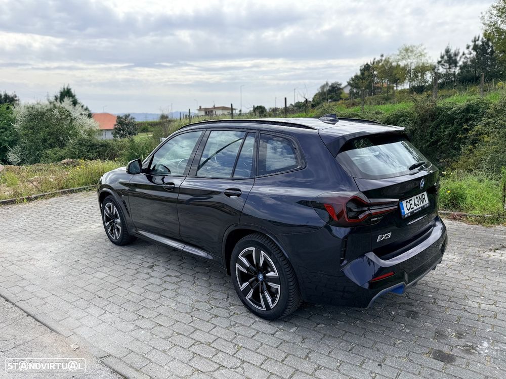 BMW iX3 M Sport Impressive - 16