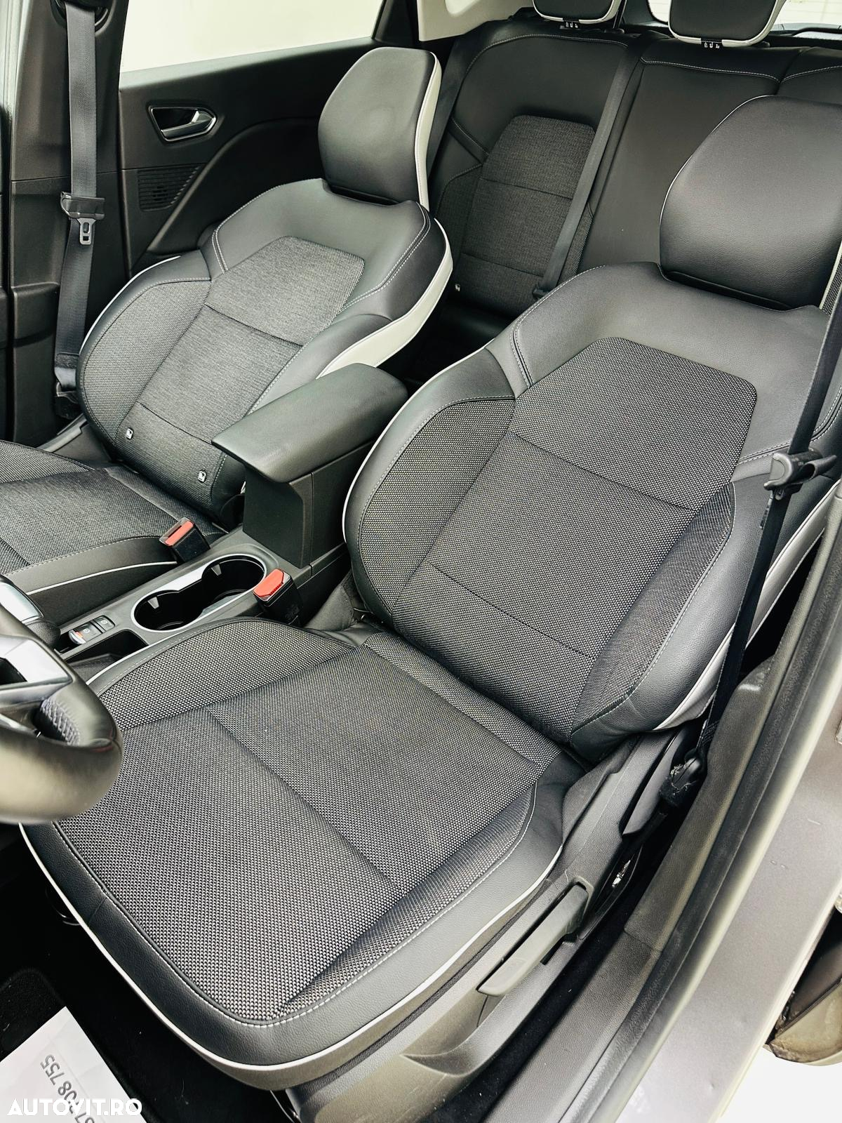 Renault Captur BLUE dCi Life - 24