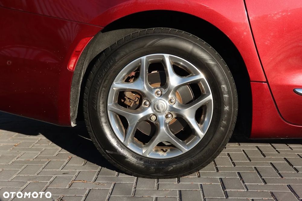 Chrysler Pacifica - 20