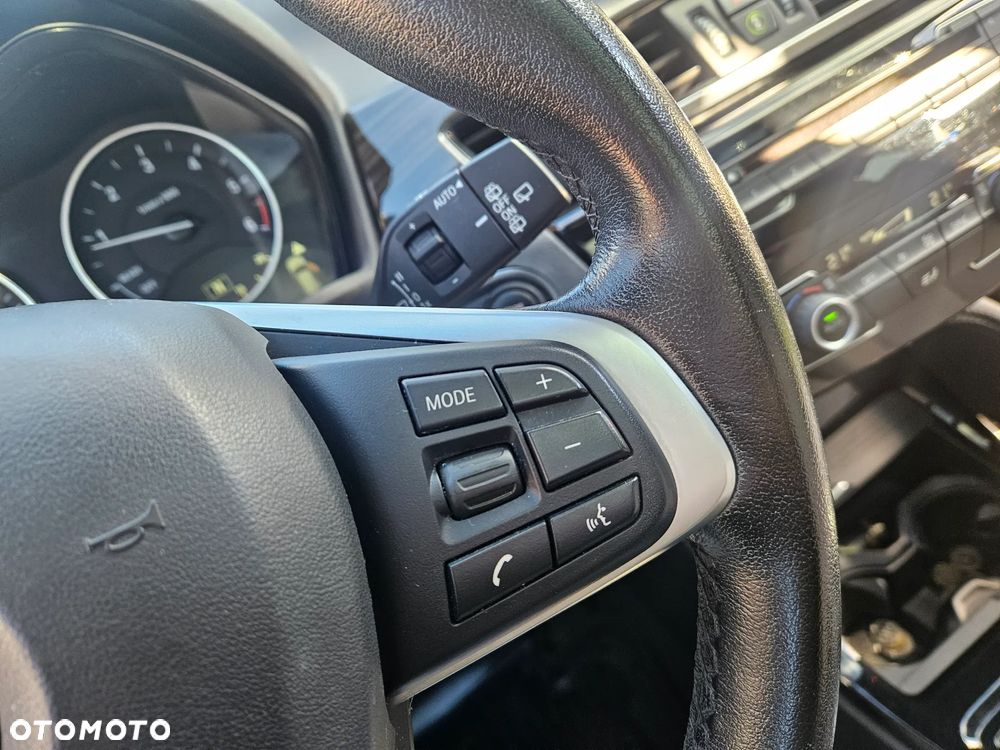 BMW X1 xDrive18d xLine - 12