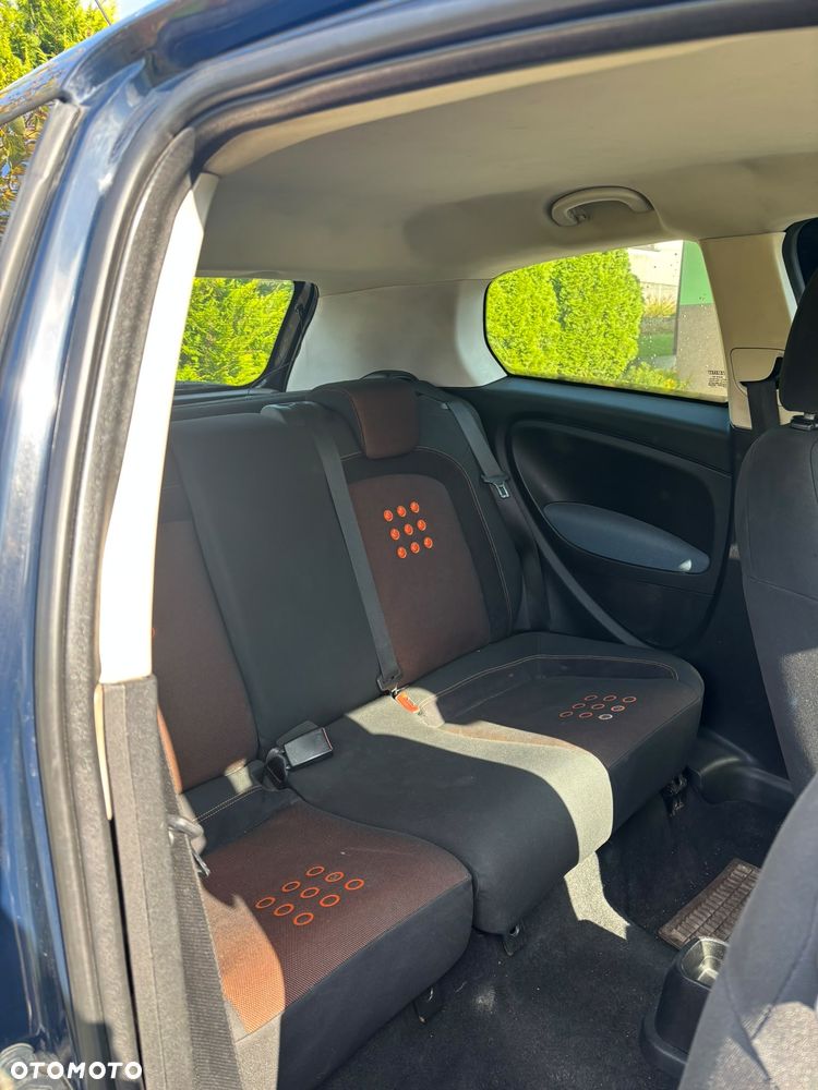 Fiat Grande Punto - 16