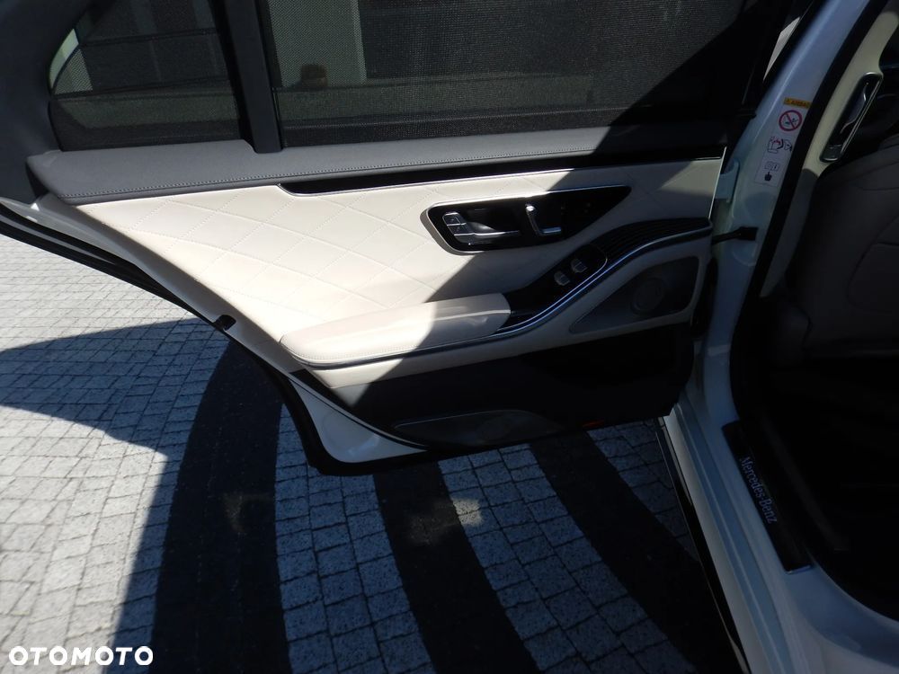 Mercedes-Benz Klasa S 400 d 4-Matic L AMG Line 9G-TRONIC - 13