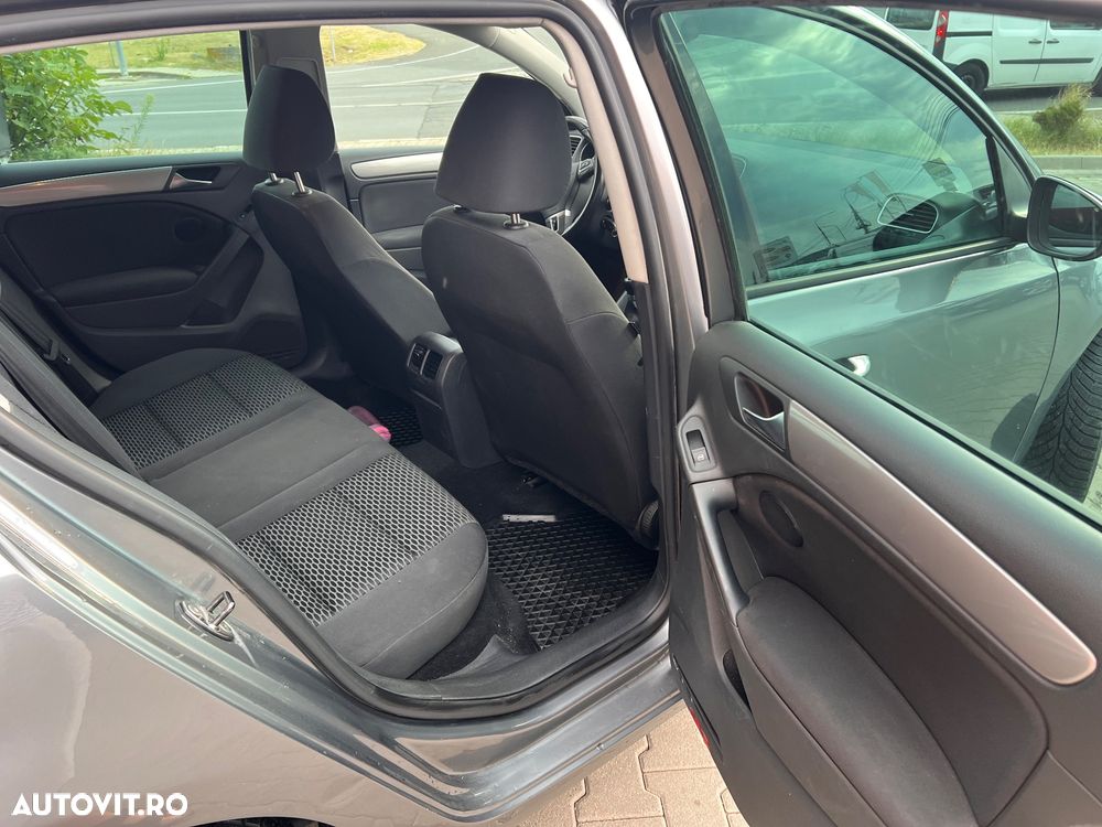 Volkswagen Golf 1.6 TDI DPF Comfortline - 4