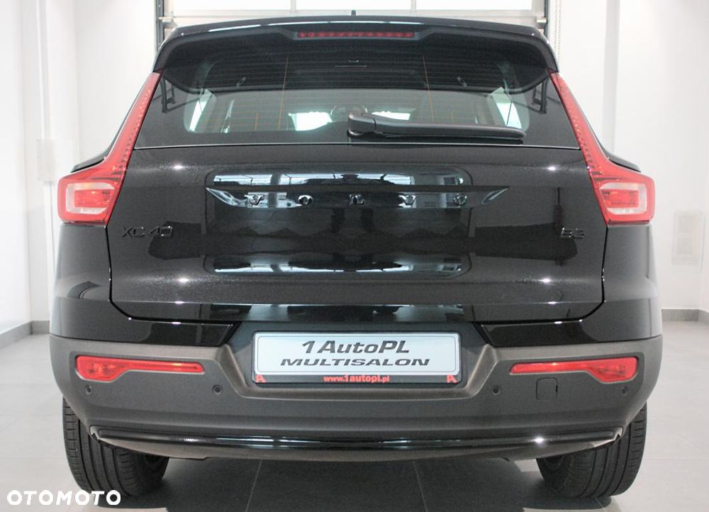 Volvo XC 40 B3 B DKG Plus Black Edition - 8