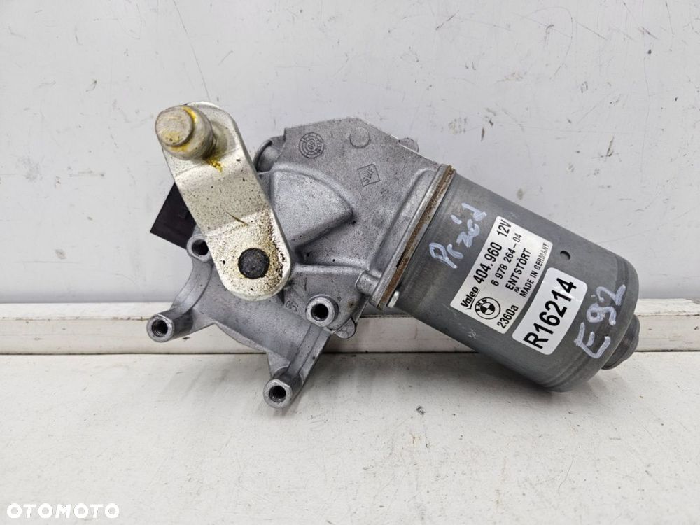 Mechanizm wycieraczek BMW E90 E91 E92 E93 04-12r. przedni SILNICZEK mechanizmu 6978264 - 1