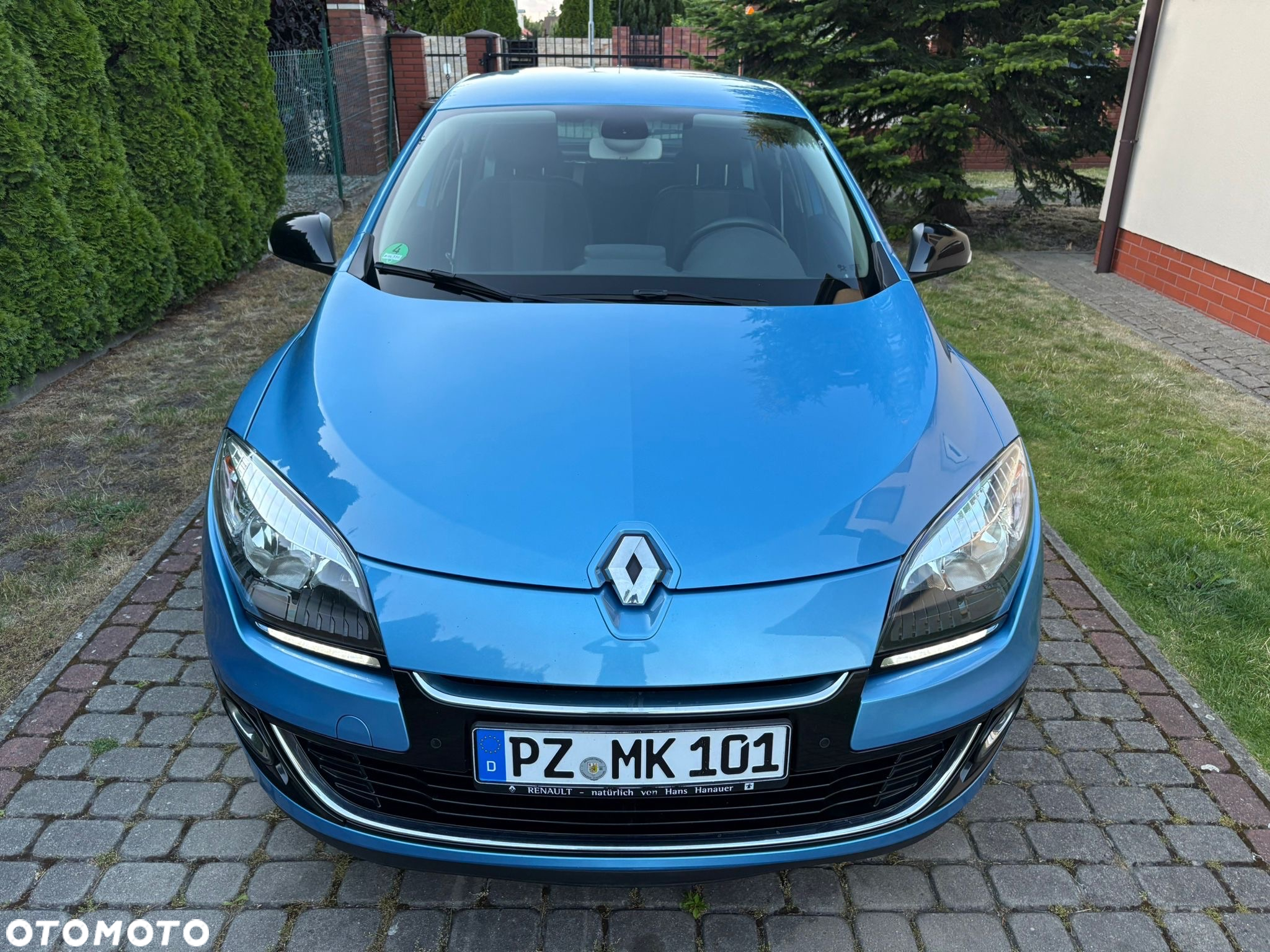 Renault Megane Grandtour ENERGY TCe 115 Start & Stop Bose Edition - 9