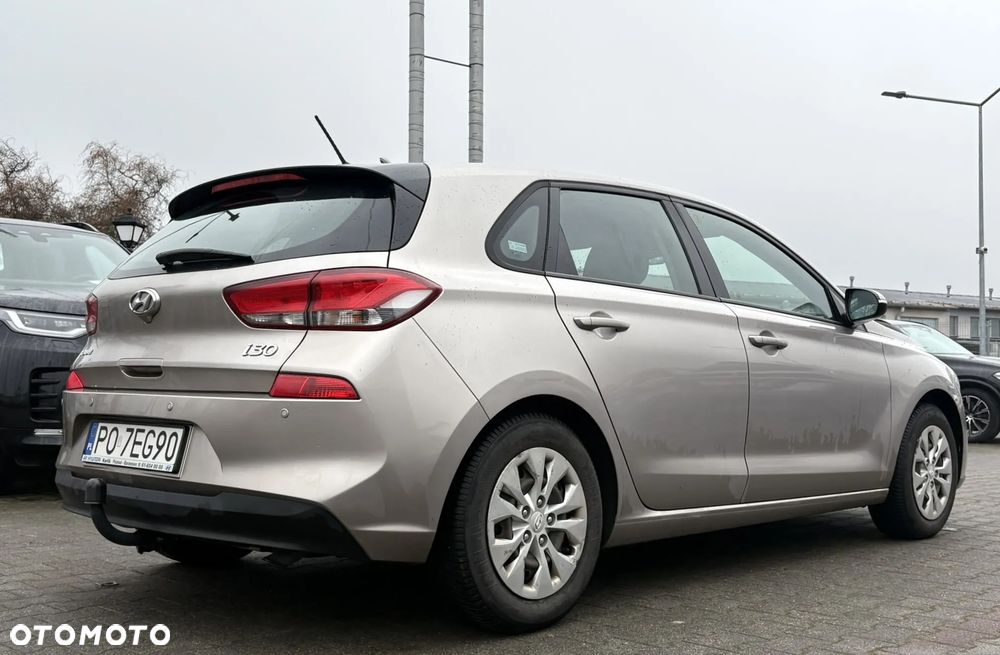 Hyundai i30 1.4 Classic + - 8