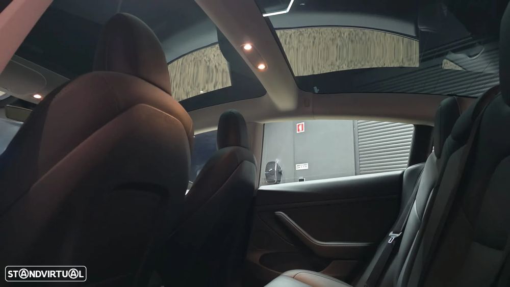 Tesla Model 3 Long Range Tração Traseira - 9