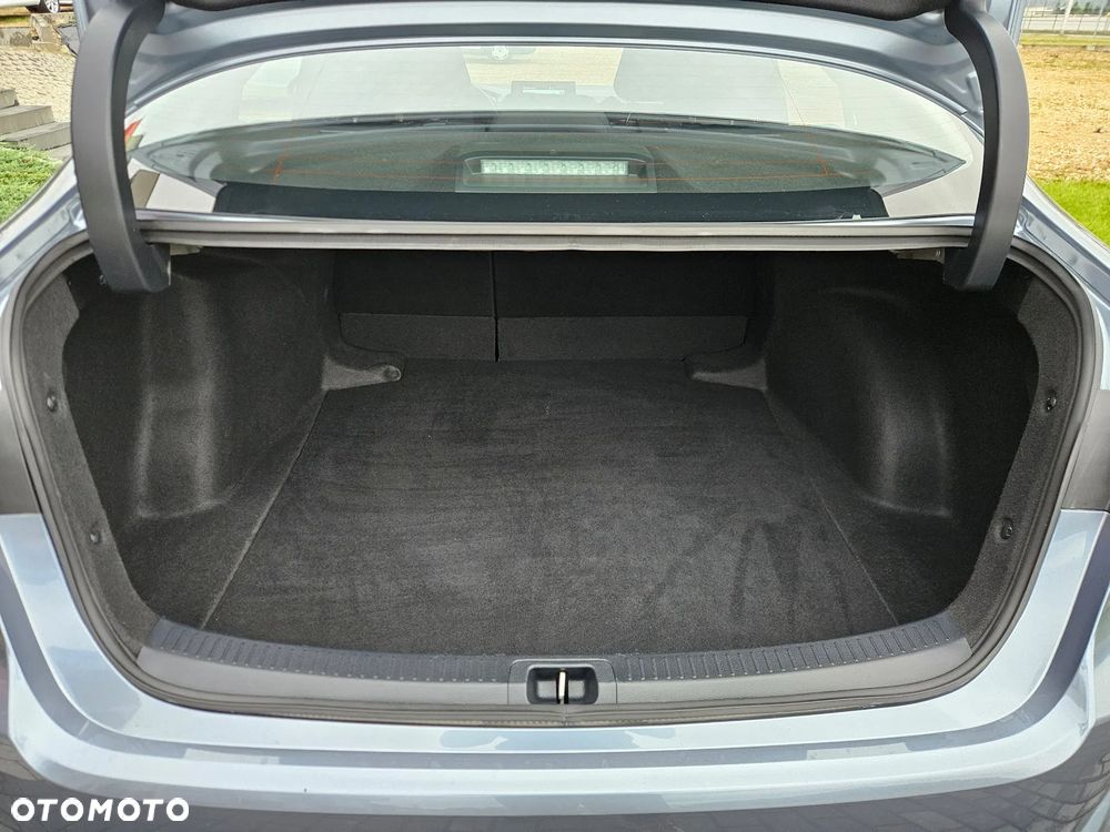 Toyota Corolla 1.8 Hybrid Comfort - 31