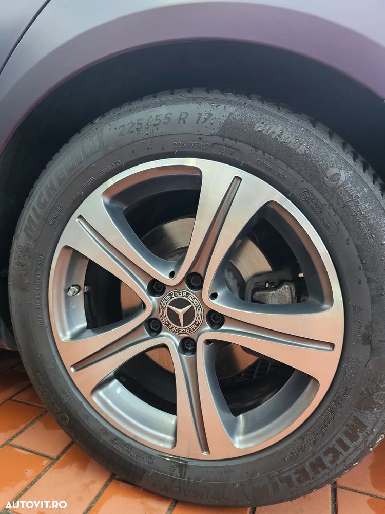 Mercedes-Benz E 220 d T-Modell Aut - 21