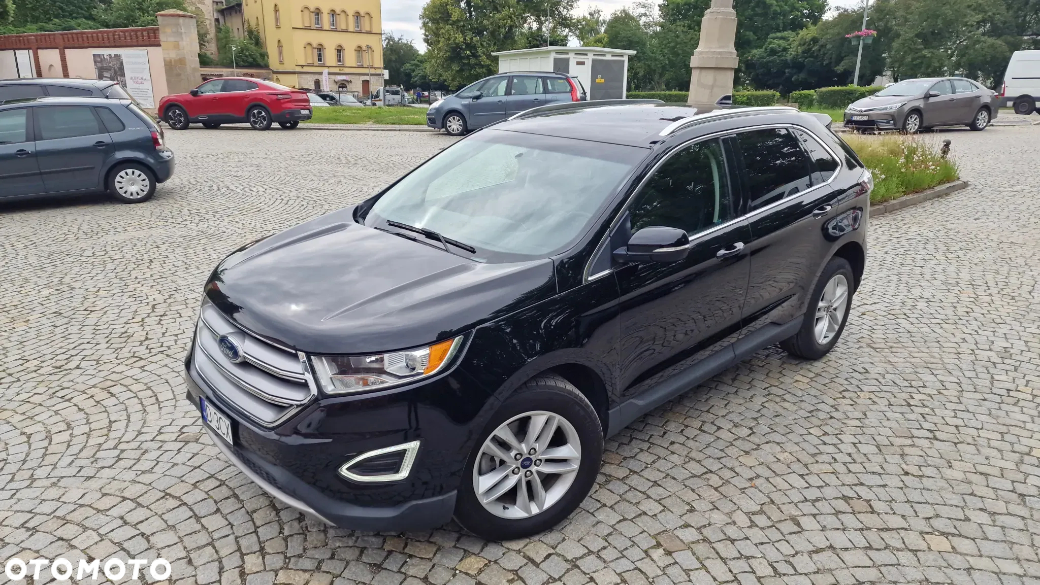 Ford Edge - 2