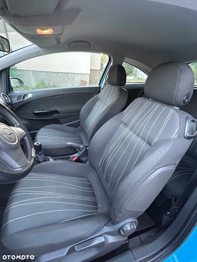 Opel Corsa - 8