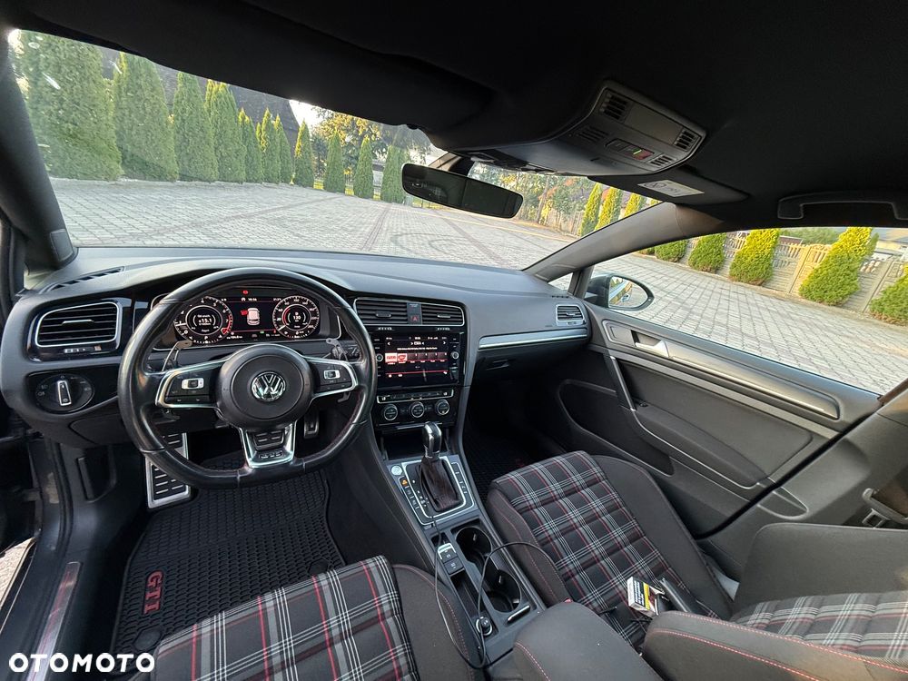 Volkswagen Golf 2.0 TSI BMT GTI Performance DSG - 10