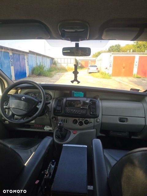 Renault Traffic - 4