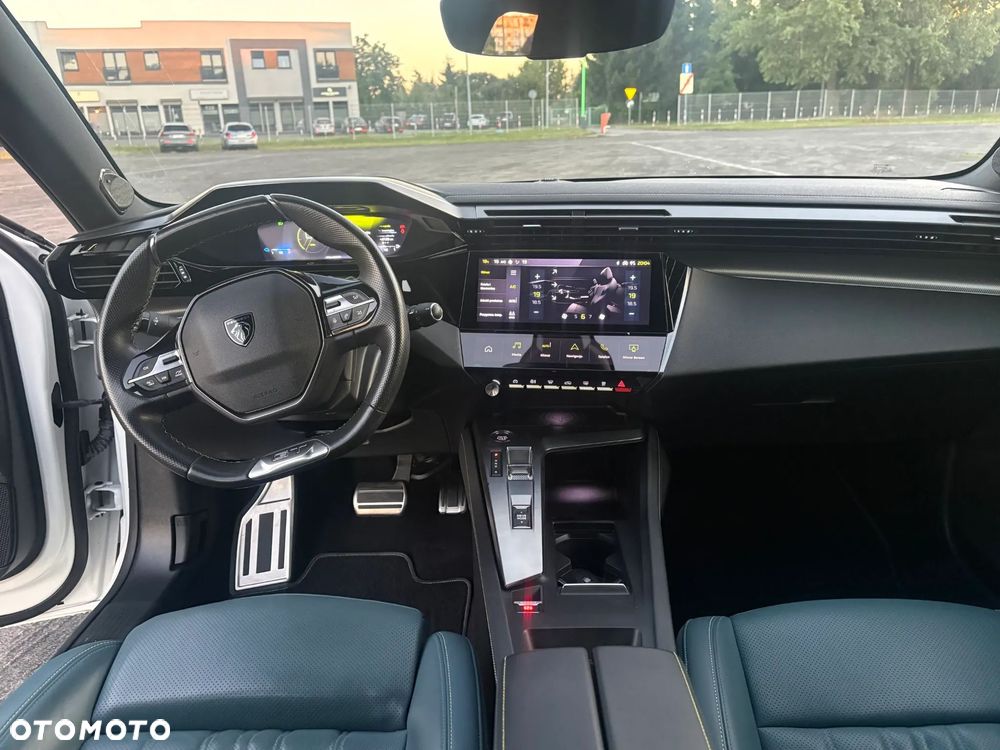 Peugeot 308 225 e-EAT8 GT - 19