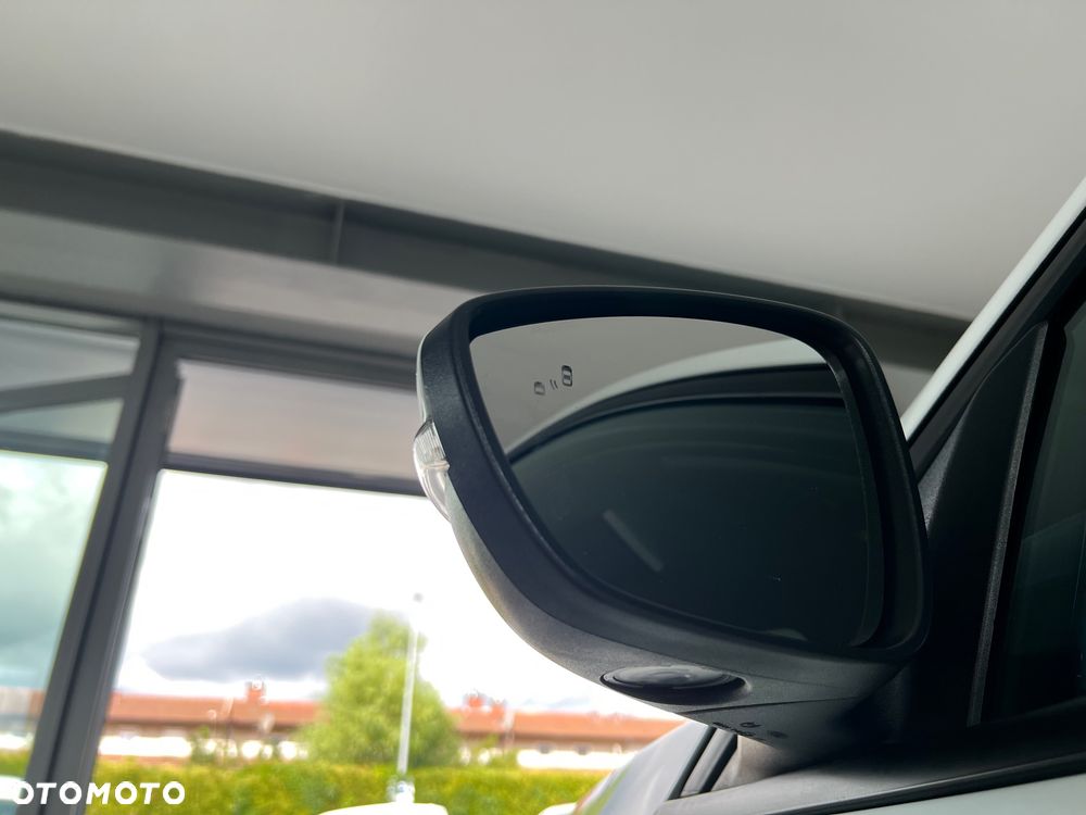 Ford Focus 1.0 EcoBoost mHEV ST-Line - 11