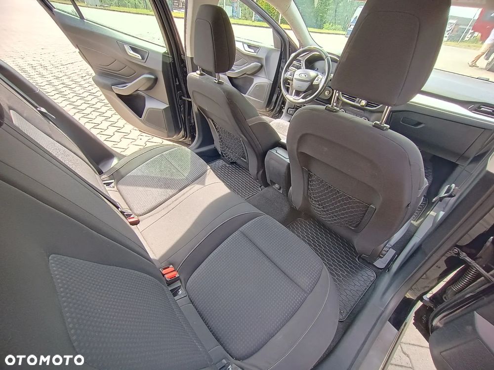 Ford Focus 1.0 EcoBoost Titanium - 17