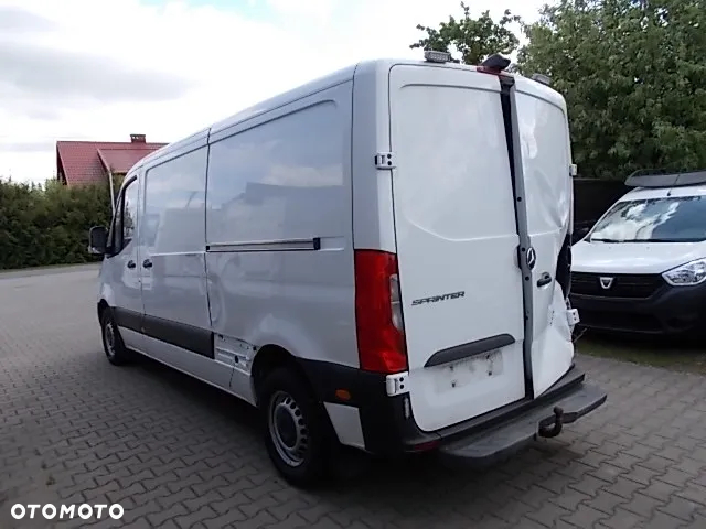 Mercedes-Benz SPRINTER 315 - 7