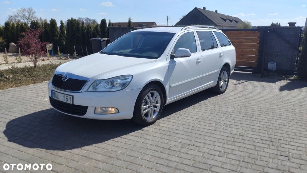 Skoda Octavia 2.0 TDI Ambiente DSG - 2