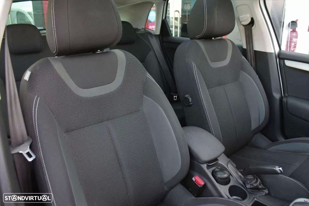 Citroën C4 1.6 BlueHDi Feel Edtion EAT6 - 12