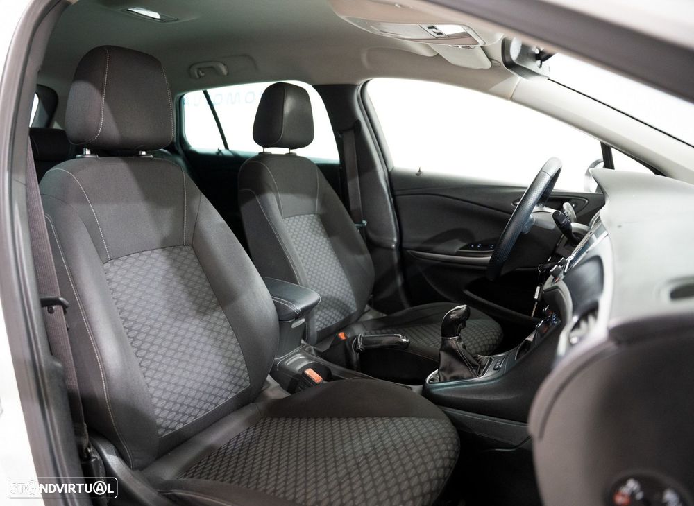 Opel Astra Sports Tourer 1.6 CDTi Executive S/S - 14