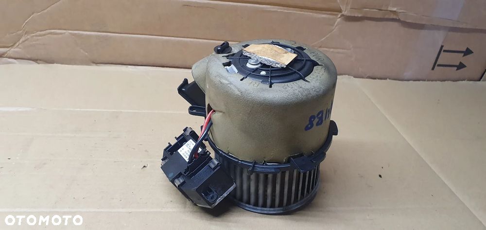 Wentylator silnik dmuchawy nagrzewnicy rezystor Audi A4 B8 8K0820521 - 2