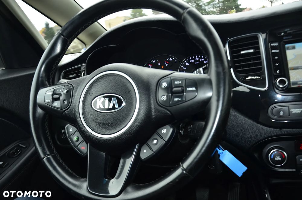 Kia Carens 1.7 CRDi L 7os - 24