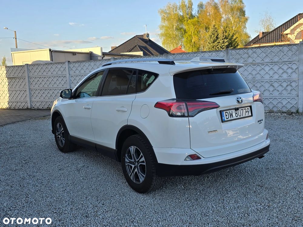 Toyota RAV4 2.0 Premium 4x4 - 11