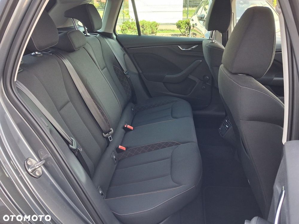 Skoda Kamiq 1.5 TSI Ambition DSG - 11