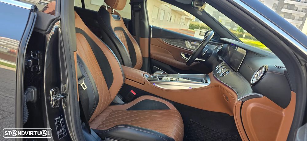 Mercedes-Benz AMG GT 4 portas 63 S 4Matic Speedshift MCT 9G - 27