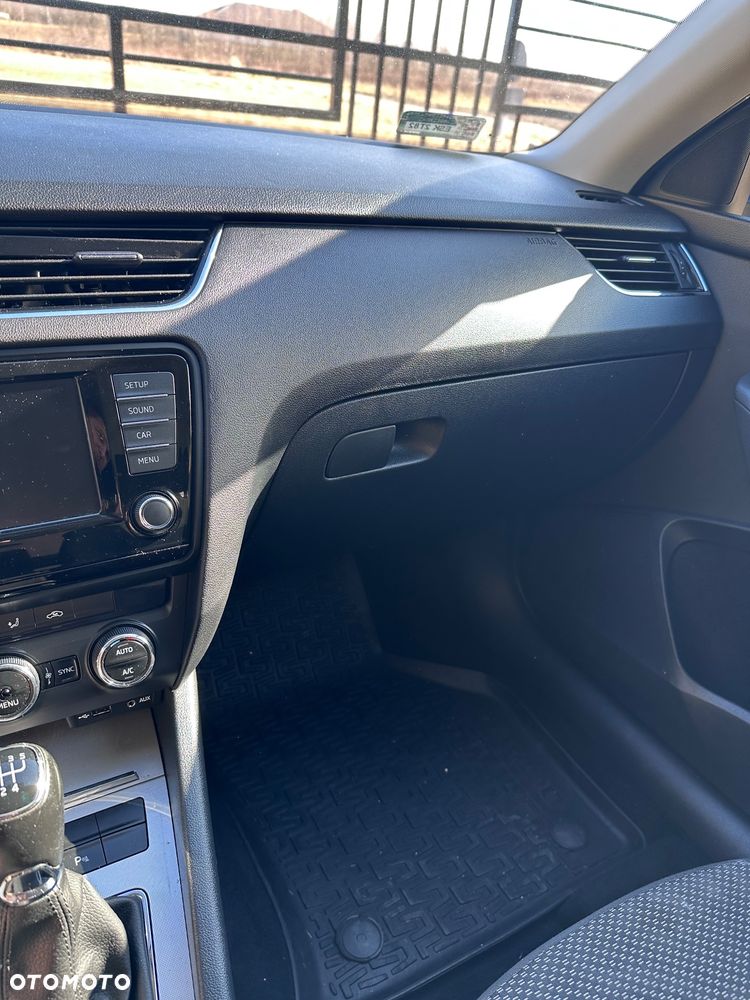 Skoda Octavia 1.6 TDI Ambition - 11