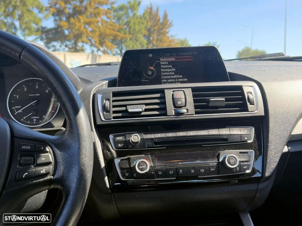 BMW 116 d EDynamics Line Urban - 8