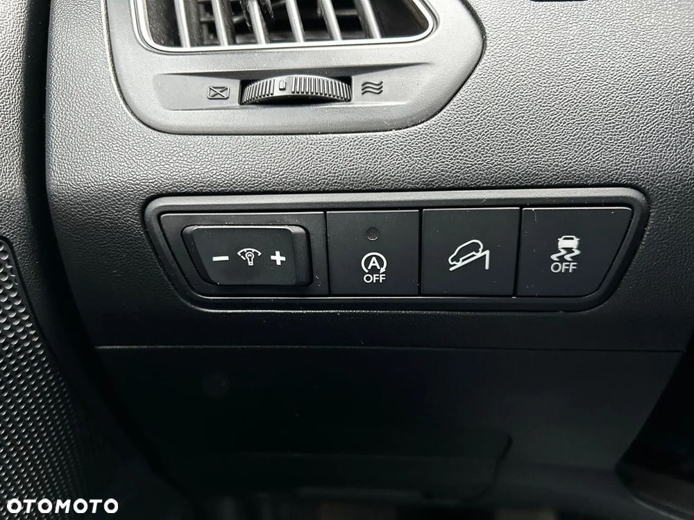 Hyundai ix35 1.7 CRDi 2WD blue Style - 23