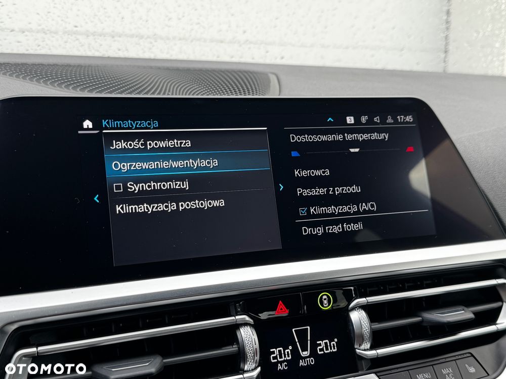BMW Seria 3 330e xDrive M Sport sport - 35