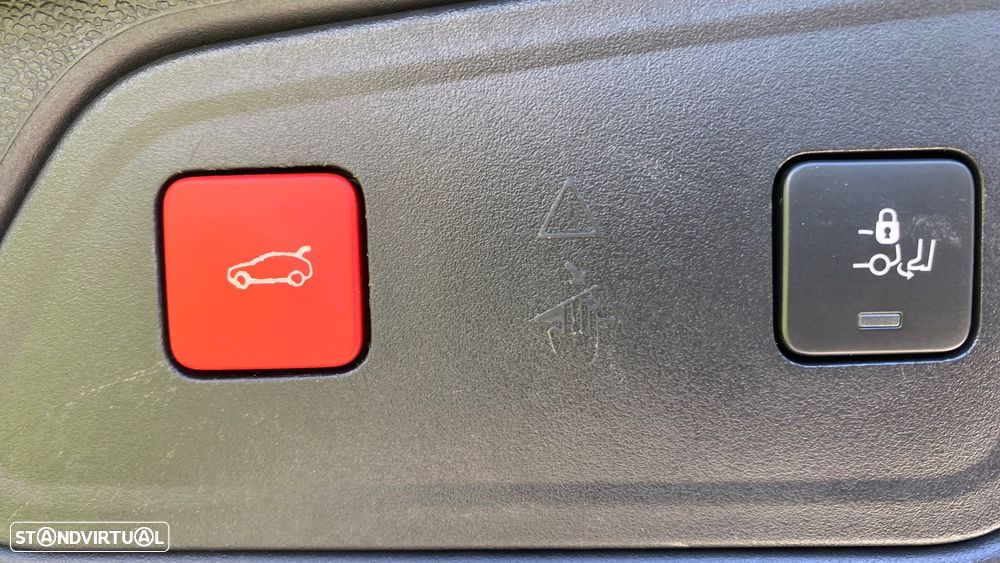 Peugeot 3008 1.6 Hybrid GT e-EAT8 - 11