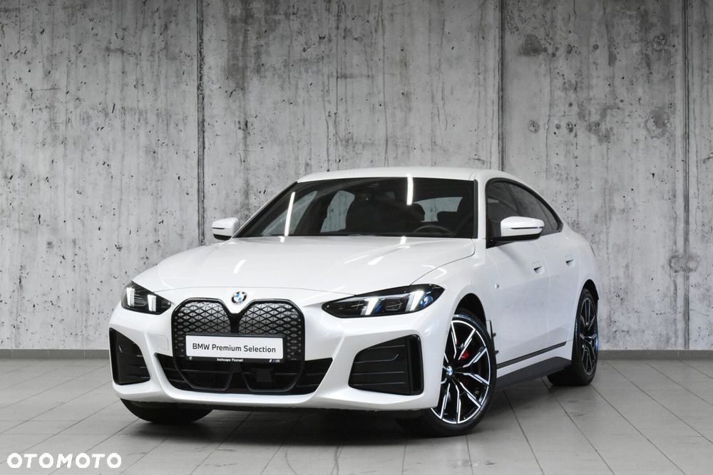BMW i4 - 2