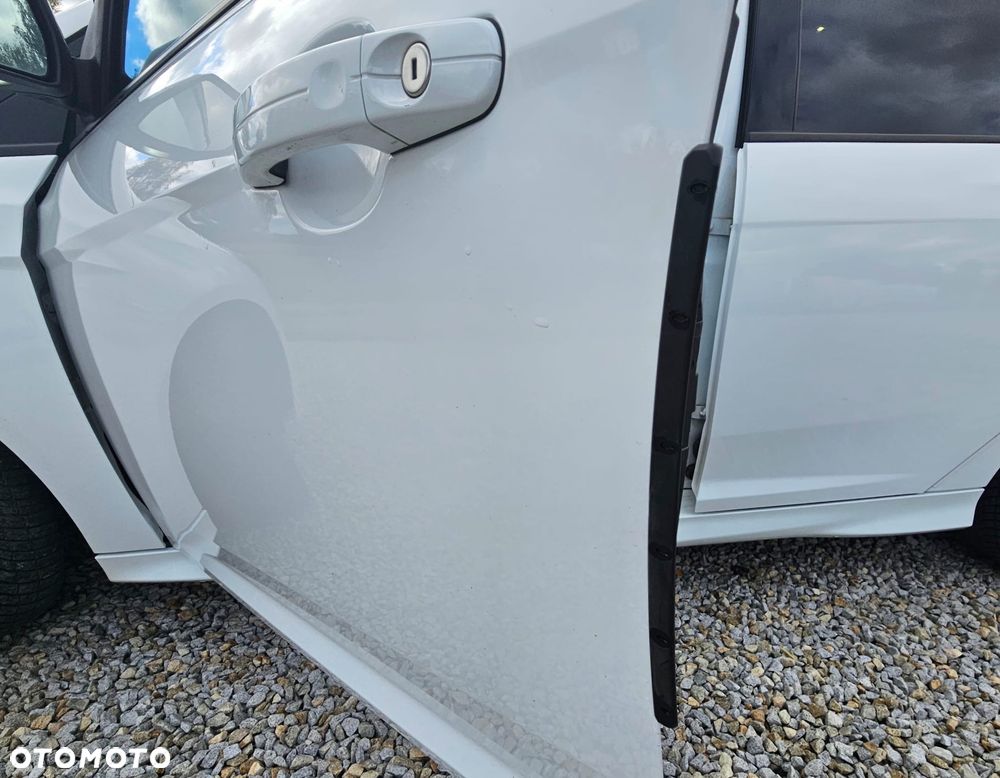 Ford Focus Turnier 2.0 EcoBoost ST mit Leder-Sport-Paket - 31