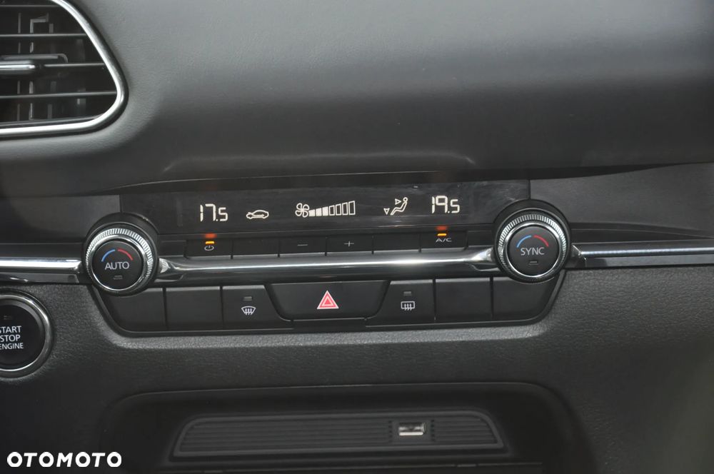 Mazda CX-30 SKYACTIV-X 2.0 M-Hybrid SELECTION - 30
